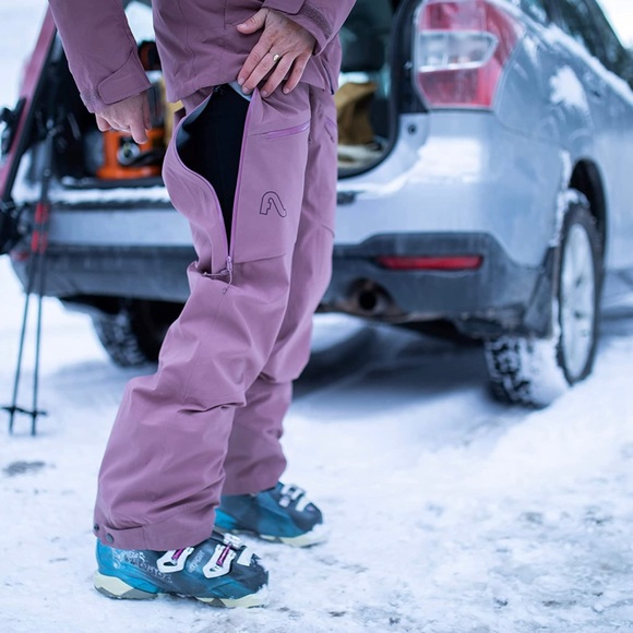 Flylow Foxy Bib Pant - Yellow - Medium - Picture 14 of 16